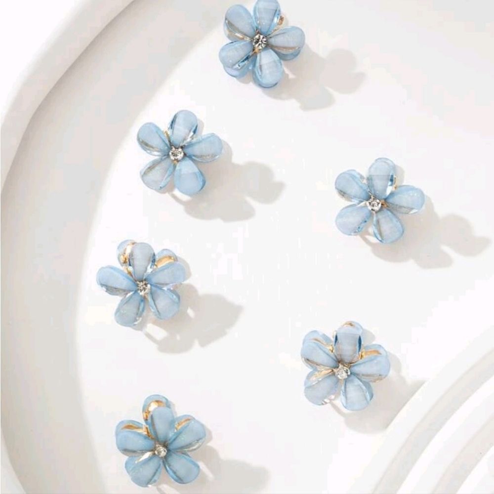 Flower Butterfly Hair Clips - Picture 3 of 3